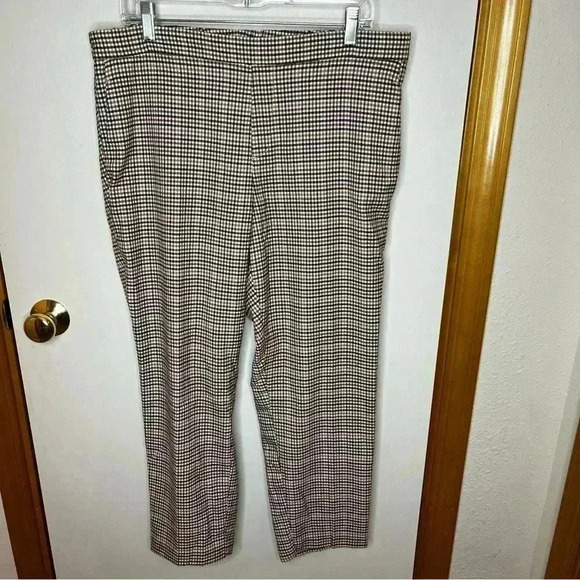 Old Navy Plaid Pull On Crop Pants Women 14 Brown Stretch Pockets Straight Casual - Picture 1 of 9
